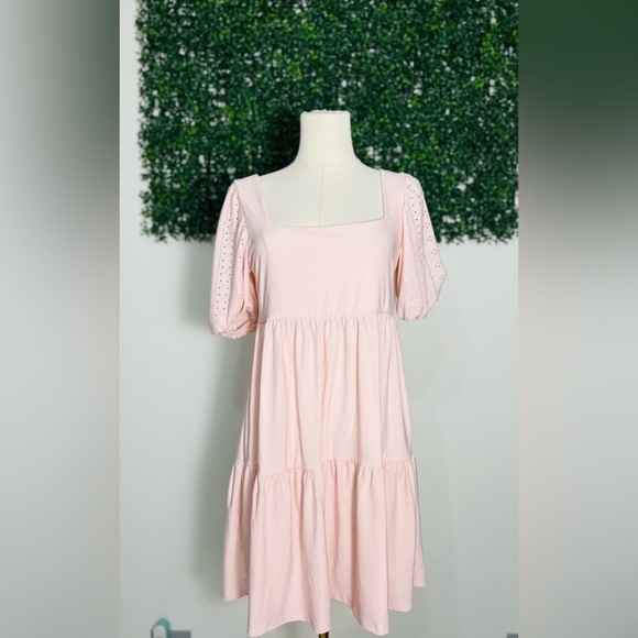 BCBG Paris Dresses & Skirts - BCBG Paris Women's Knit Eyelet Puff Sleeve Tiered Dress Light Pink Size Medium